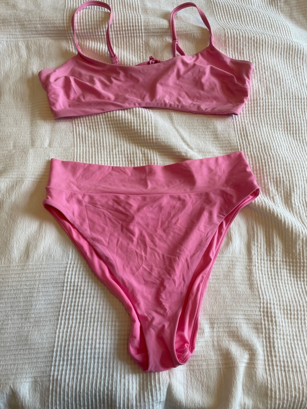Aerie Pink High-Cut Cheeky Bikini Bottoms and matching Scoop Bikini Top